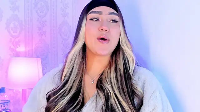 Snapshot of liaa_18 chatting on 02/13/26, 03:13 liaa 18 online show from 02/13/26, 03:13