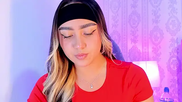 Snapshot of liaa_18 chatting on 04/09/26, 04:12 liaa 18 online show from 04/09/26, 04:12