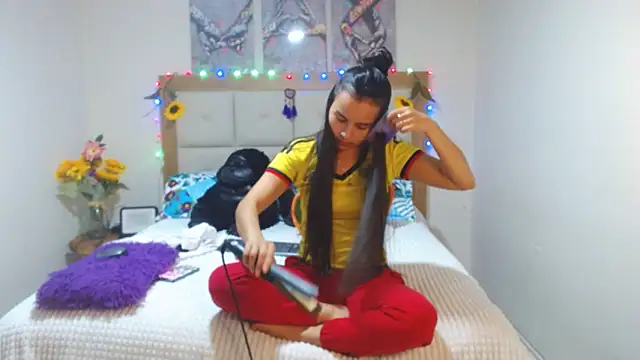 valentina hearts online show from 02/27/25, 11:37