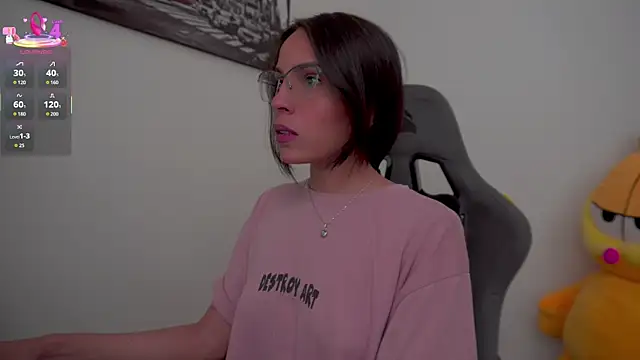 Snapshot of little-eli chatting on 09/16/25, 07:15 little-eli online show from 09/16/25, 07:15