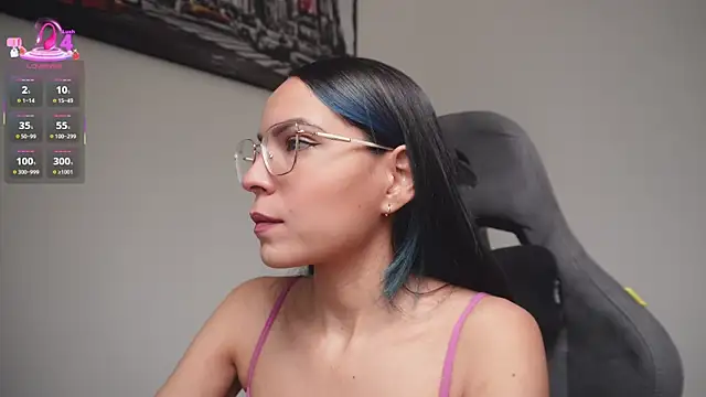 Snapshot of little-eli chatting on 04/15/26, 07:10 little-eli online show from 04/15/26, 07:10