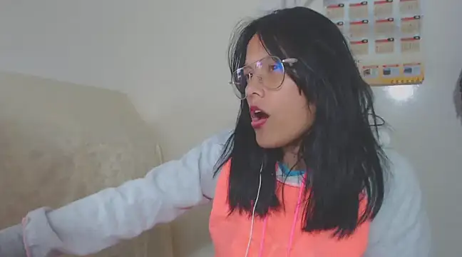 Snapshot of home_vlak chatting on 03/11/25, 08:31 home vlak online show from 03/11/25, 08:31