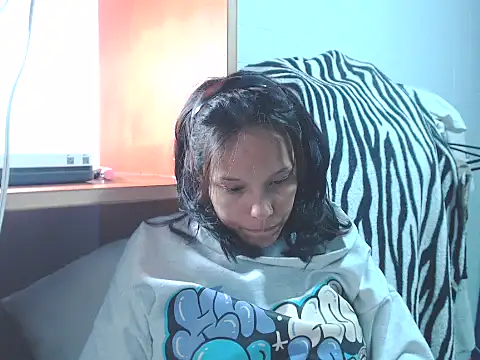 Snapshot of home_vlak chatting on 04/18/26, 07:58 home vlak online show from 04/18/26, 07:58