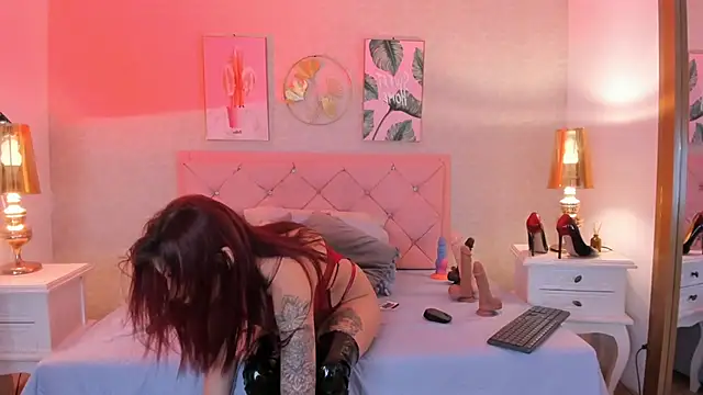 Ginger Violetta  online show from 03/02/25, 07:34