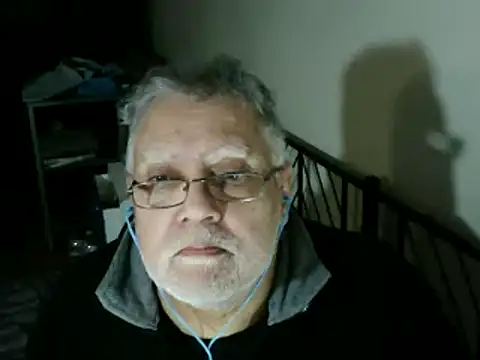 100Tauros online show from 12/18/25, 01:55