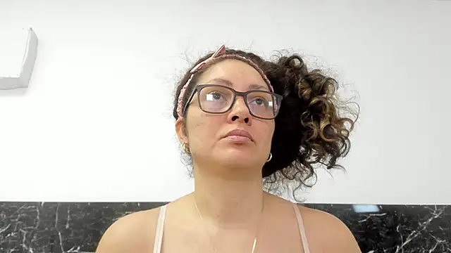 Juliabadlee online show from 01/23/25, 11:58