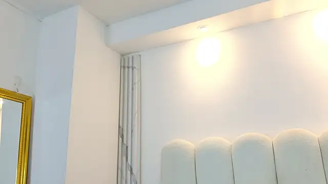 Juliabadlee online show from 02/13/26, 11:56