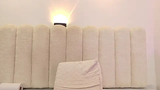 Snapshot of Juliabadlee chatting on 03/11/26, 11:11 Juliabadlee online show from 03/11/26, 11:11