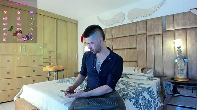 petterwilly1 online show from 12/31/24, 07:18