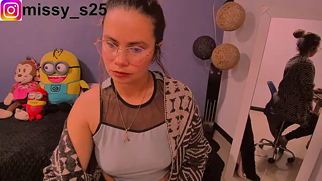 Snapshot of gigi_stephans chatting on 09/16/25, 01:28 gigi stephans online show from 09/16/25, 01:28
