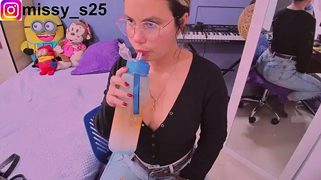 Snapshot of gigi_stephans chatting on 10/25/25, 08:14 gigi stephans online show from 10/25/25, 08:14