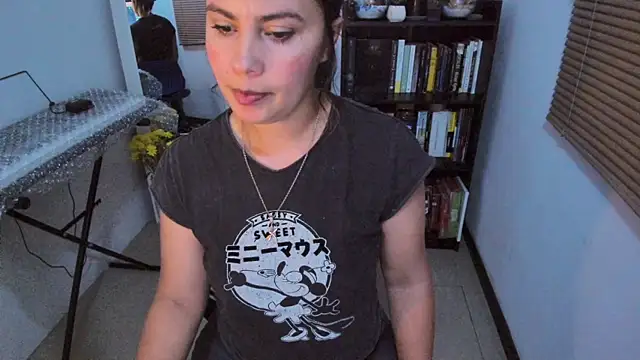 Snapshot of gigi_stephans chatting on 01/13/26, 01:00 gigi stephans online show from 01/13/26, 01:00