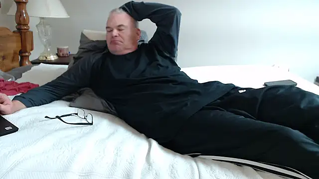 Snapshot of JaySloan chatting on 02/02/25, 02:24 JaySloan online show from 02/02/25, 02:24