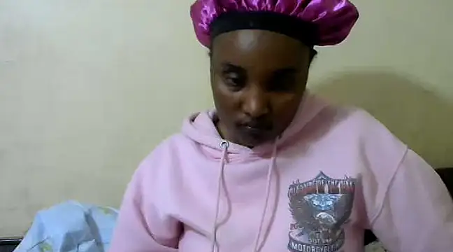 Snapshot of StacyGee24 chatting on 01/20/25, 04:23 StacyGee24 online show from 01/20/25, 04:23