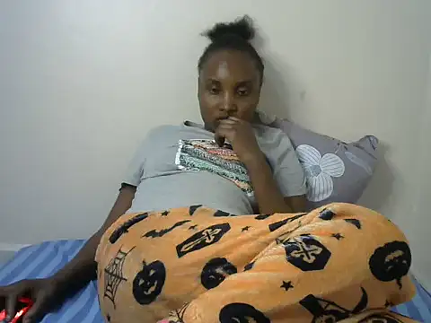 Snapshot of StacyGee24 chatting on 09/10/25, 04:29 StacyGee24 online show from 09/10/25, 04:29