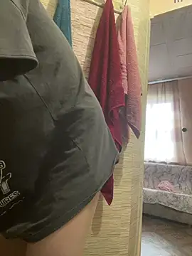 Snapshot of Romsticks chatting on 03/30/26, 09:54 Romsticks online show from 03/30/26, 09:54