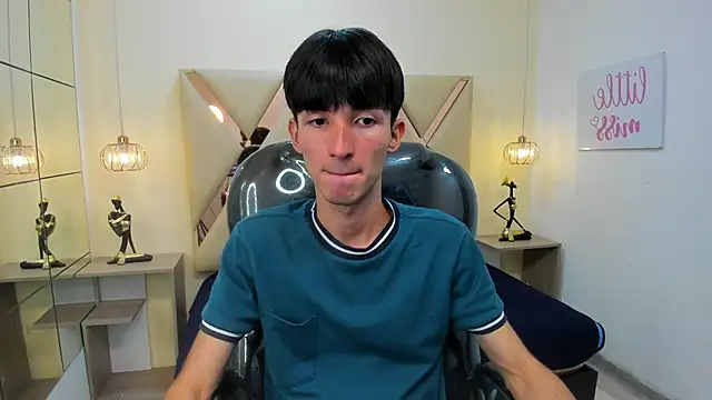 Snapshot of Jake_evans chatting on 09/23/25, 03:31 Jake evans online show from 09/23/25, 03:31