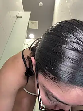 Snapshot of zui_lu chatting on 03/06/25, 08:19 zui lu online show from 03/06/25, 08:19