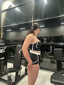 Snapshot of zui_lu chatting on 03/14/25, 05:38 zui lu online show from 03/14/25, 05:38