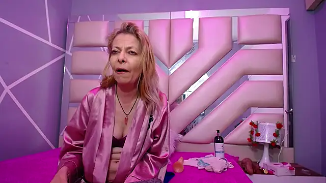 sophia ny online show from 02/25/25, 10:29