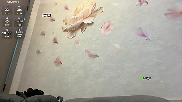 Isexxs online show from 12/05/24, 09:17