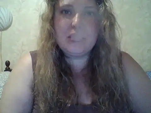 ParisMimi online show from 05/18/26, 08:42