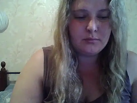 Snapshot of ParisMimi chatting on 05/27/26, 08:11 ParisMimi online show from 05/27/26, 08:11