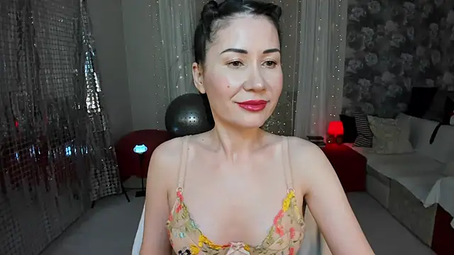 Snapshot of KarinaSweeety chatting on 04/20/26, 07:33 KarinaSweeety online show from 04/20/26, 07:33
