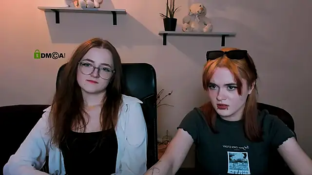 liana kisses online show from 12/20/24, 11:26