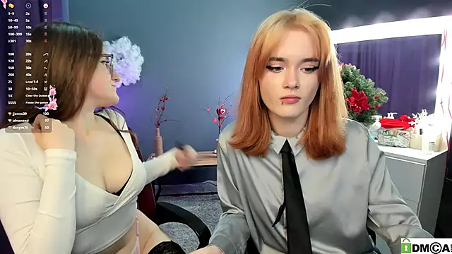 Snapshot of liana_kisses chatting on 12/29/24, 11:08 liana kisses online show from 12/29/24, 11:08