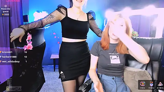 liana kisses online show from 01/26/25, 12:54