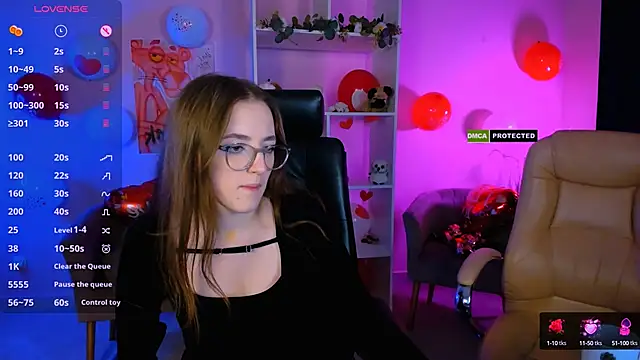 Snapshot of liana_kisses chatting on 02/15/25, 02:58 liana kisses online show from 02/15/25, 02:58