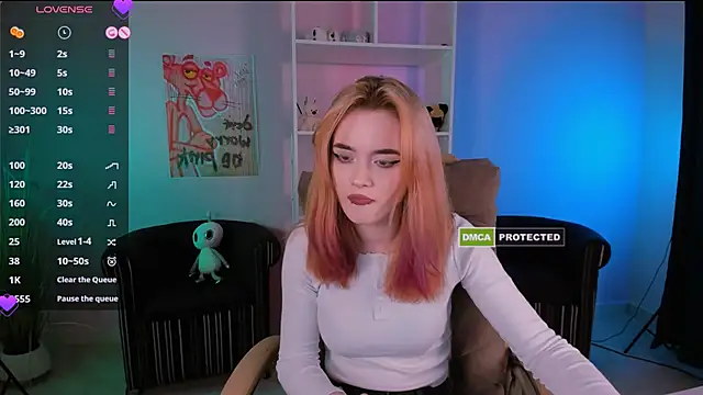 liana kisses online show from 03/19/25, 01:54