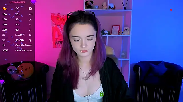 liana kisses online show from 09/20/25, 07:04