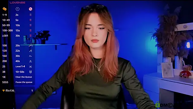 liana kisses online show from 10/10/25, 07:35