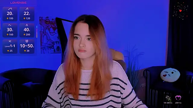 Snapshot of liana_kisses chatting on 11/08/25, 08:40 liana kisses online show from 11/08/25, 08:40