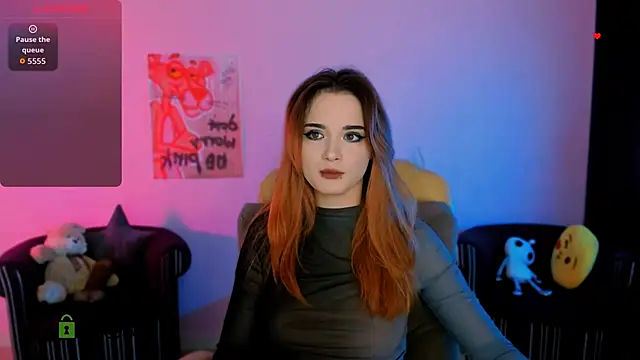 Snapshot of liana_kisses chatting on 11/14/25, 08:18 liana kisses online show from 11/14/25, 08:18