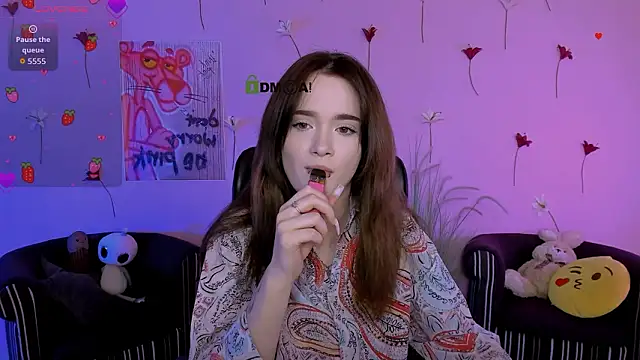 liana kisses online show from 03/27/26, 08:08