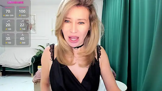 Jolie Ozolla online show from 01/27/25, 08:07