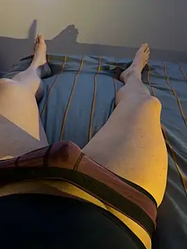 Snapshot of MatthewEmme chatting on 12/03/24, 10:07 MatthewEmme online show from 12/03/24, 10:07