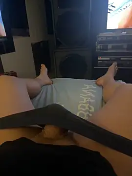 Snapshot of MatthewEmme chatting on 03/09/25, 12:00 MatthewEmme online show from 03/09/25, 12:00