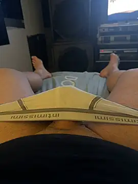 Snapshot of MatthewEmme chatting on 03/22/25, 01:00 MatthewEmme online show from 03/22/25, 01:00