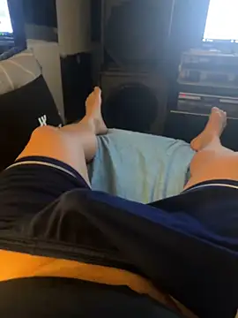 Snapshot of MatthewEmme chatting on 10/22/25, 10:31 MatthewEmme online show from 10/22/25, 10:31