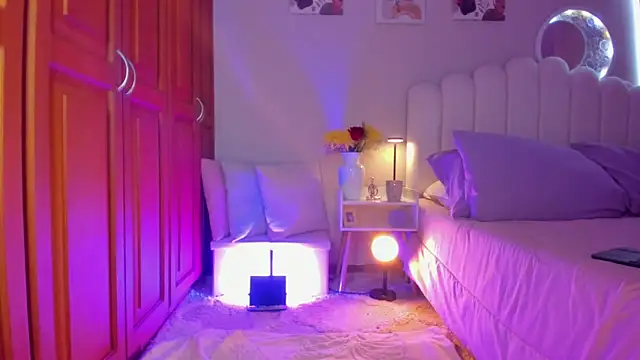 Snapshot of martinaaricci chatting on 03/11/26, 01:39 martinaaricci online show from 03/11/26, 01:39