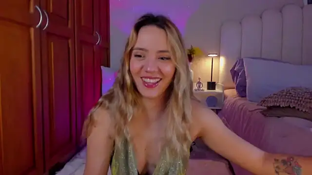 Snapshot of martinaaricci chatting on 03/14/26, 01:49 martinaaricci online show from 03/14/26, 01:49