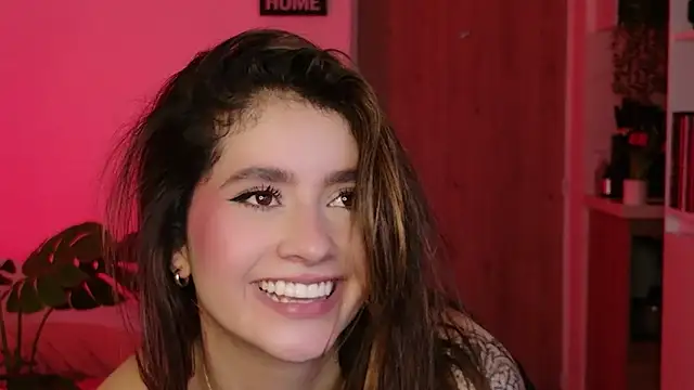 pamela  mar online show from 11/18/25, 06:40