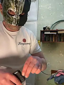 Ariel Ari online show from 03/10/25, 12:07