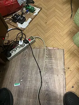 Ariel Ari online show from 11/11/25, 10:43