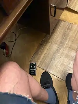 Ariel Ari online show from 12/16/25, 03:55