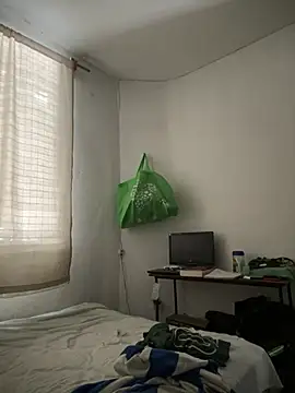 Snapshot of culitotragon24 chatting on 04/14/26, 10:16 culitotragon24 online show from 04/14/26, 10:16